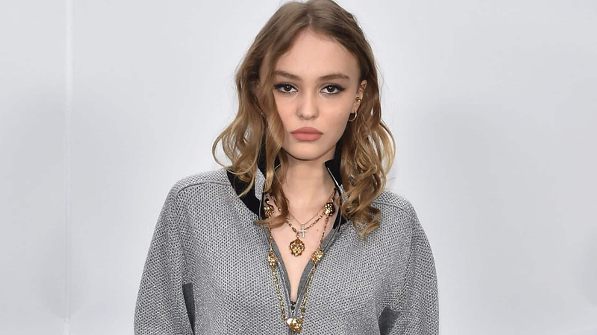 ¿Qué me pongo hoy? Inspírate en las 10 prendas y accesorios clave de Lily-Rose Depp