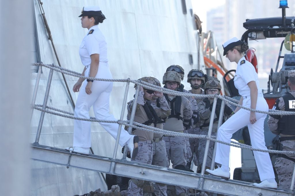 La princesa Leonor llega a Gran Canaria a bordo de Elcano 