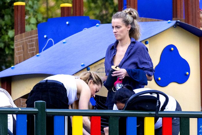 Amber Heard y su hermana en Madrid