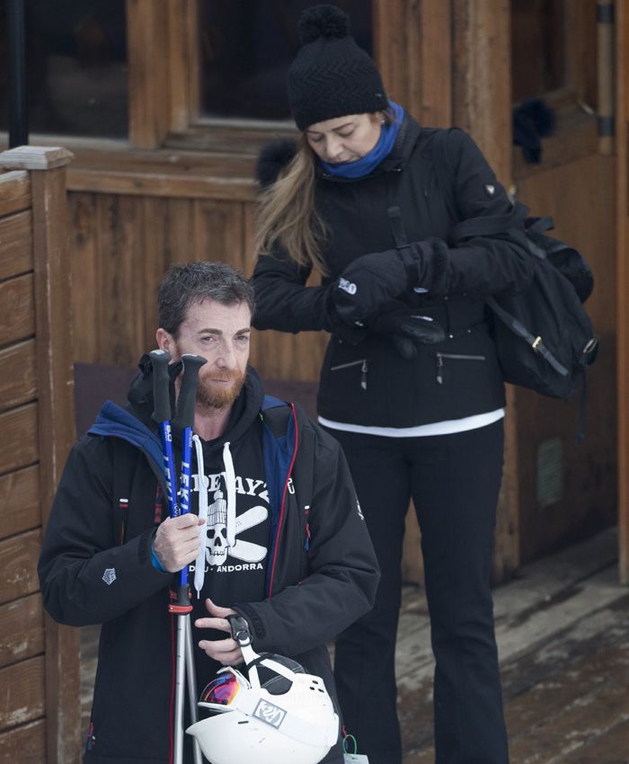 Pablo Motos disfruta de unos días en la nieve con Laura Llopis