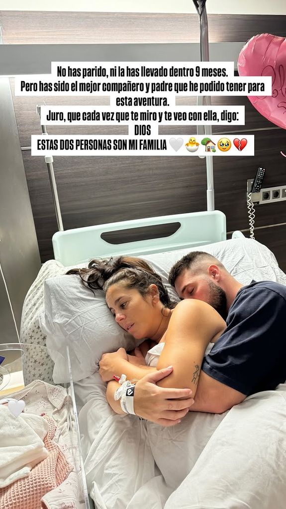 Anabel Pantoja con su novio y su hija en el hospital. 23 de noviembre de 2024