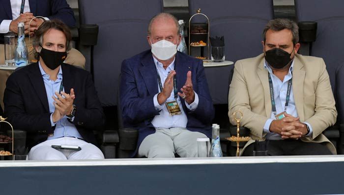 Rey Juan Carlos reaparece para ver a Rafa Nadal en Abu Dhabi