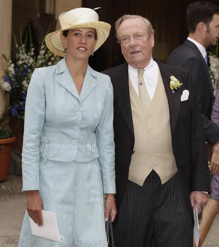 Johann Georg von Hohenzollern, tío de Victoria y cuñado del rey Carlos Gustavo (era el esposo de su hermana Birgitta), falleció ayer miércoles en Munich, el mismo día en que por la tarde a Princesa daba la bienvenida a su segundo hijo
