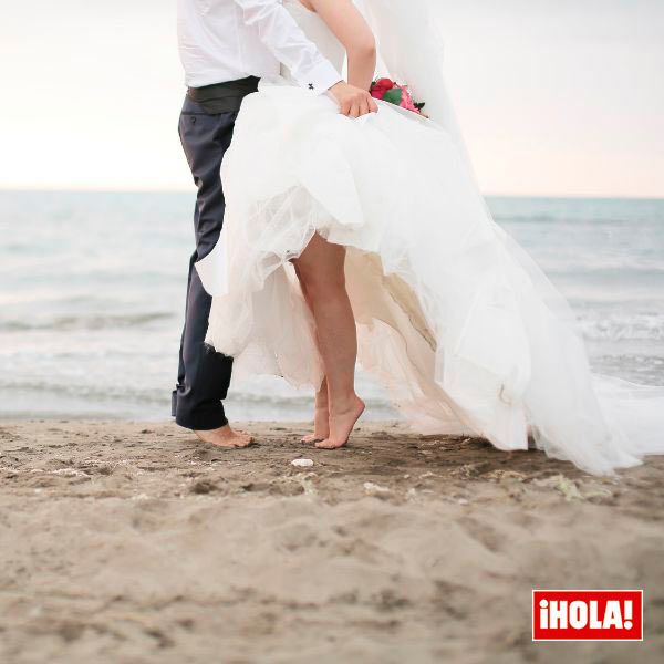 El archipiélago acaba de legalizar las bodas a pie de playa en Las Teresitas, al norte de Tenerife.
