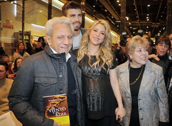 Shakira y sus padres William Mebarack y Nidia Ripoll