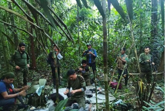 Niños rescatados en la selva de Colombia