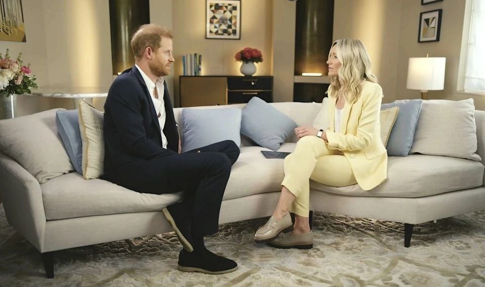 El príncipe Harry en su entrevista con Rebecca Barry para la cadena británica ITV.