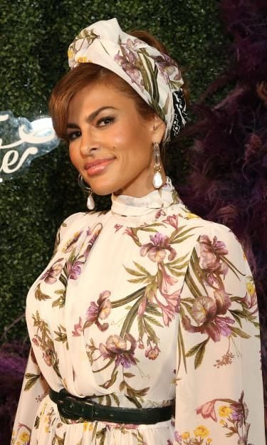 eva mendes los lleva a juego con sus looks