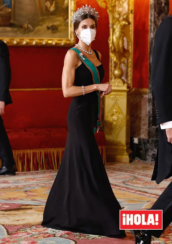 Doña Letizia con vestido de gala