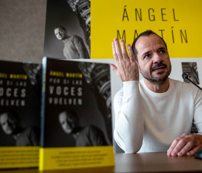 Ángel Martín presenta 'Por si vuelven las voces'