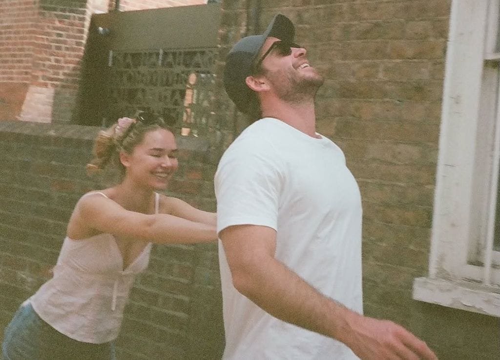 Liam Hemsworth celebra su cumpleaños 35 acompañado de Gabriella Brooks