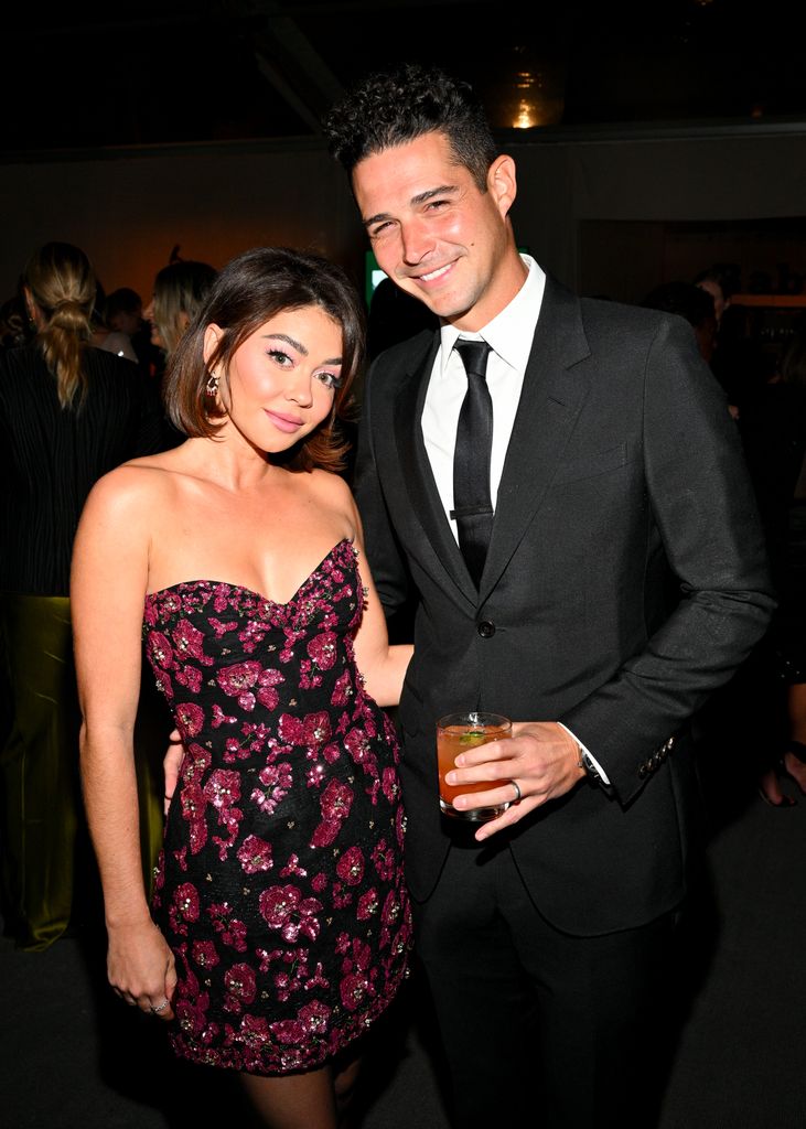 Sarah Hyland y su marido Wells Adams 