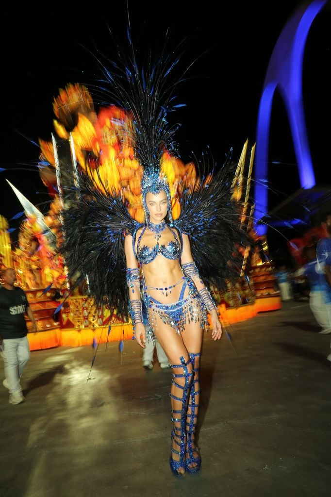 Irina Shayk hace su debut en el Carnaval de Río de Janeiro