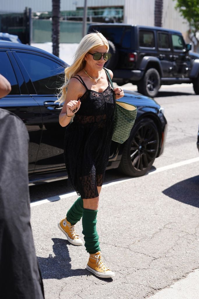 Tori Spelling llegando a los ensayos de Dancing with the stars, Los Ángeles, septiembre de 2024