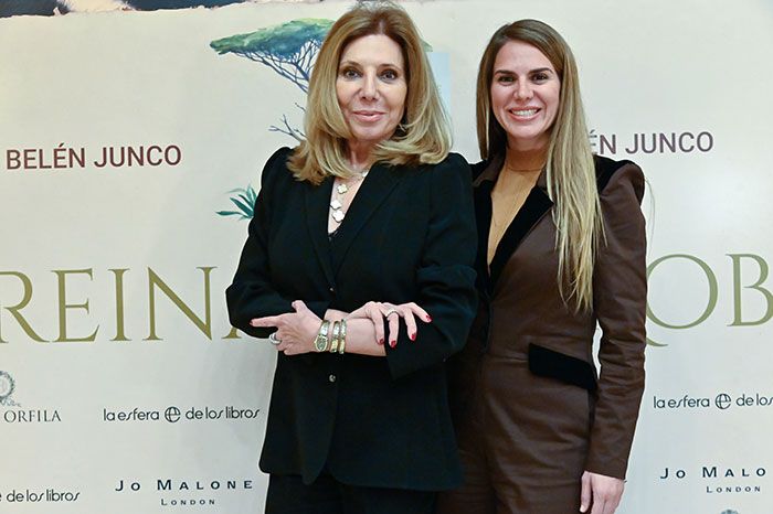 Maribel Yébenes y su hija Myriam