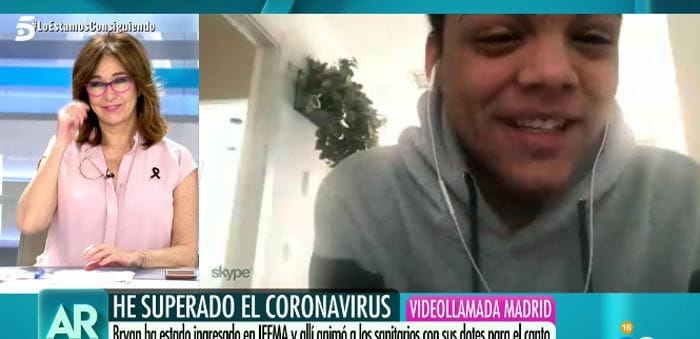 Ana Rosa Quintana hablando con Brian, cantante de ópera