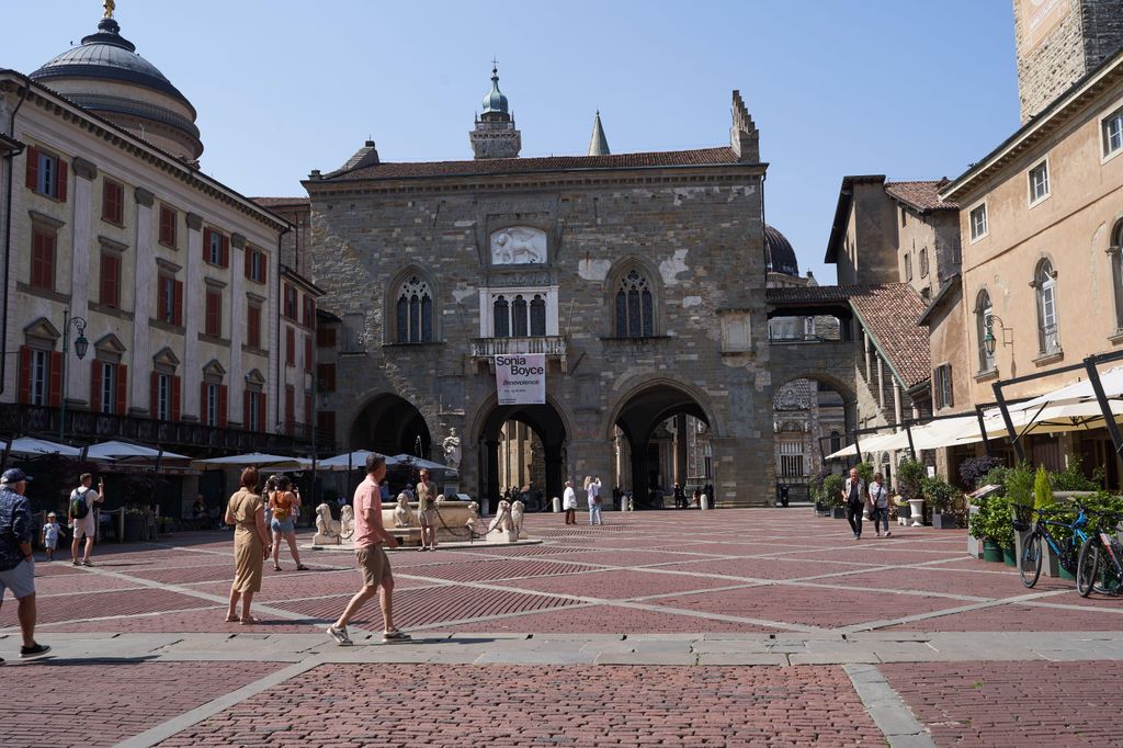 Palacio della Ragione (Palacio de la Razón), en Bérgamo, Italia