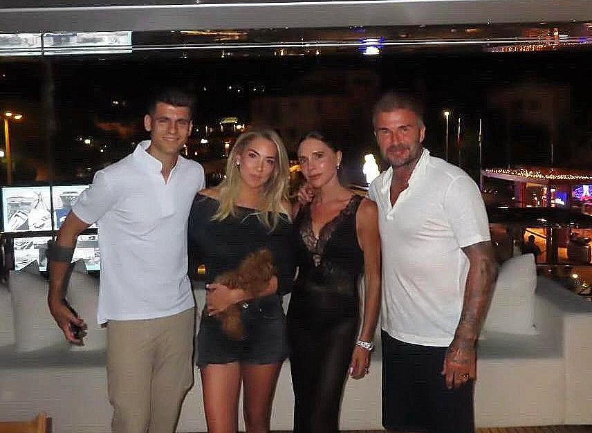 Álvaro Morata y Alice Campello con los Beckham