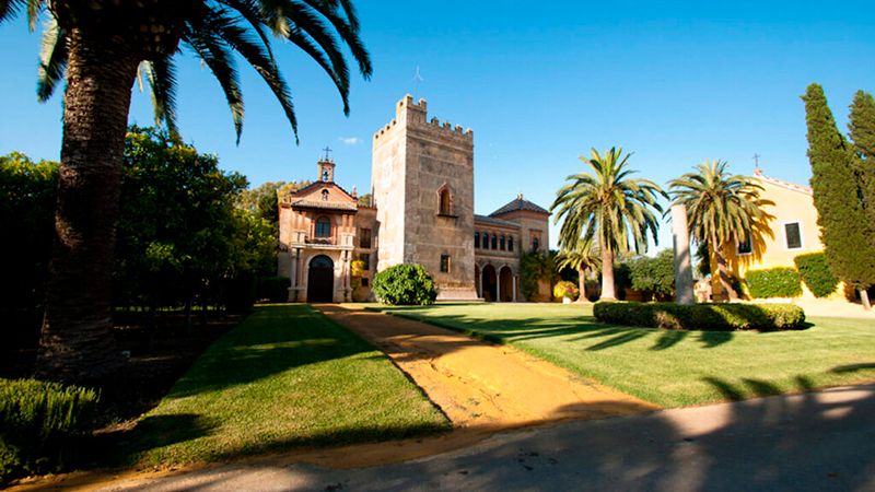 castillo de la monclova bodegas campos