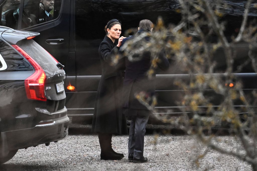 Victoria y Daniel de Suecia en el funeral de Birgitta de Suecia 