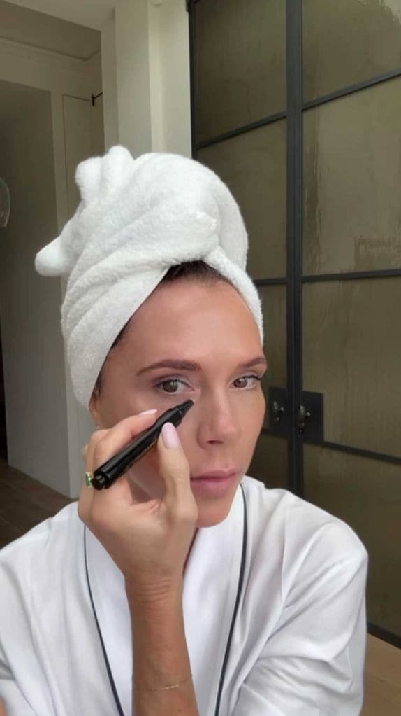 Victoria Beckham maquillaje