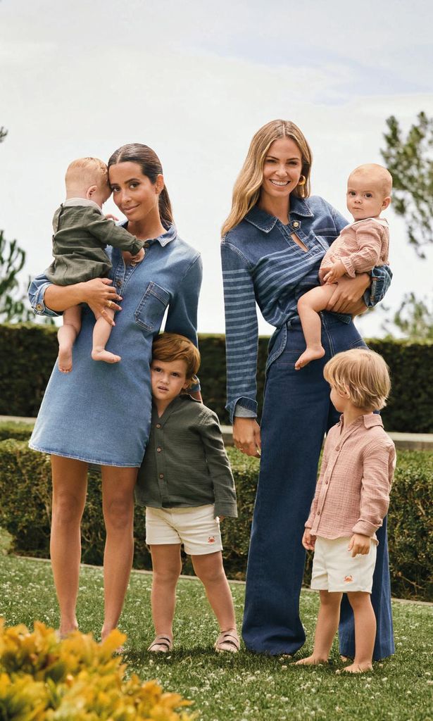 HONINOS. MARTINA JÁUDENS Y MARÍA FERNÁNDEZ-RUBÍES JUNTO A SUS HIJOS