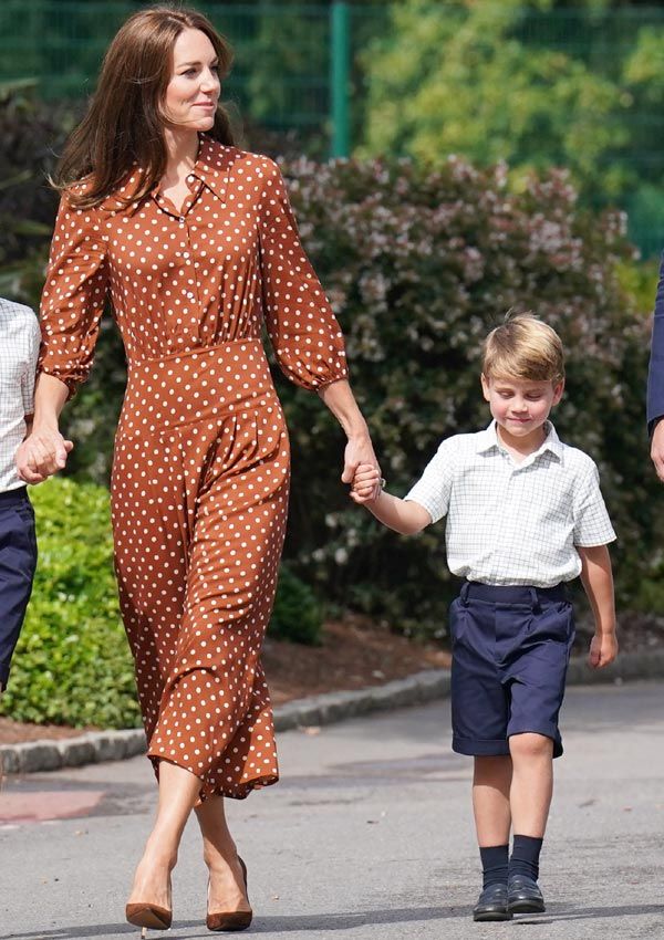 Kate Middleton con vestido estampado