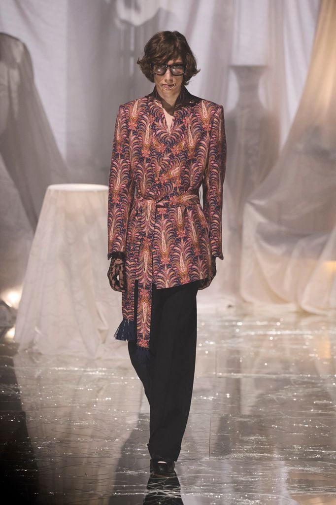 Paris Fashion Week: Valentino Primavera/Verano 2025