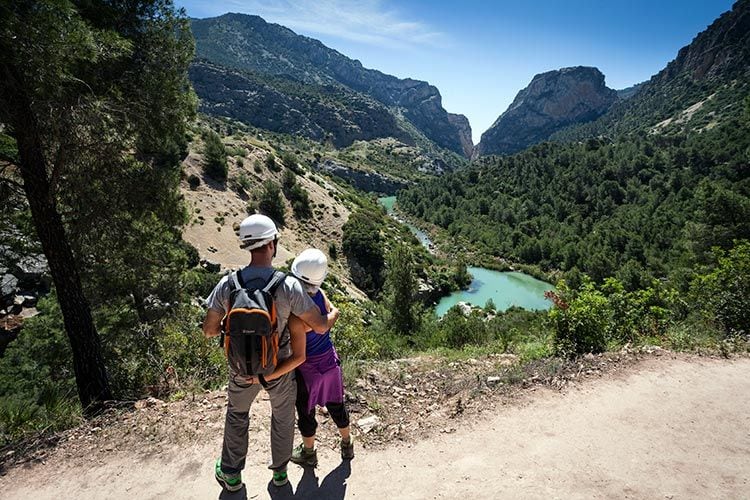 caminito-del-rey-malaga-pareja