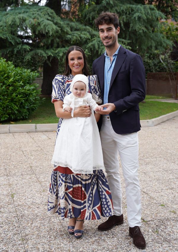 Marta Pombo con vestido de Inés Martín Alcalde Collection