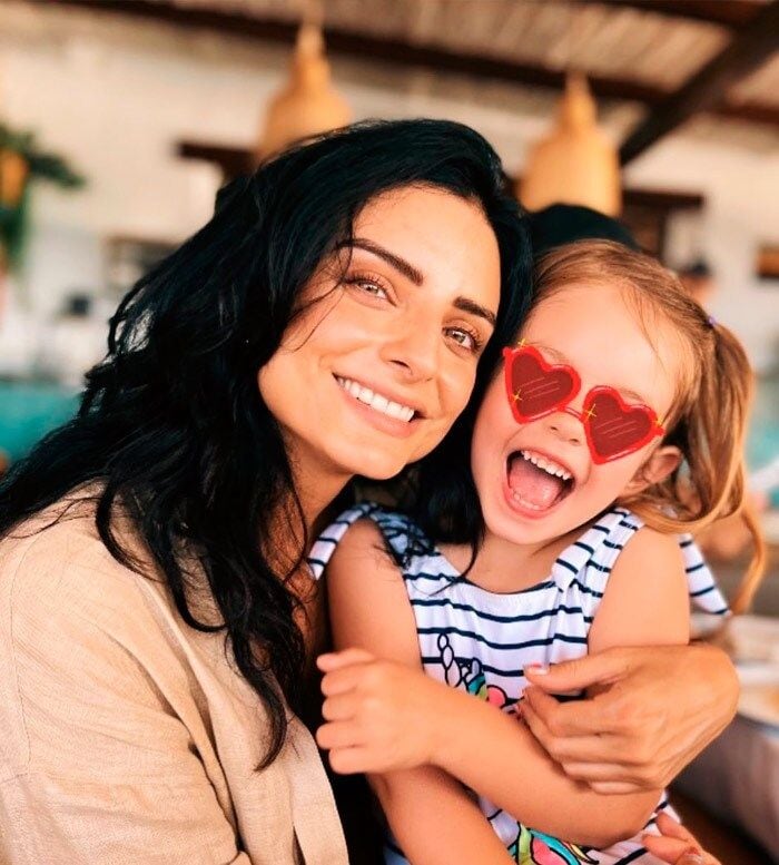 Aislinn Derbez y Kailani