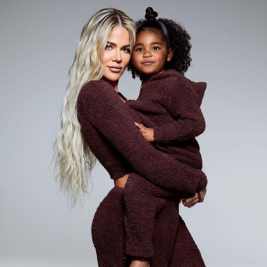 Khloe Kardashian family Christmas pictures with True