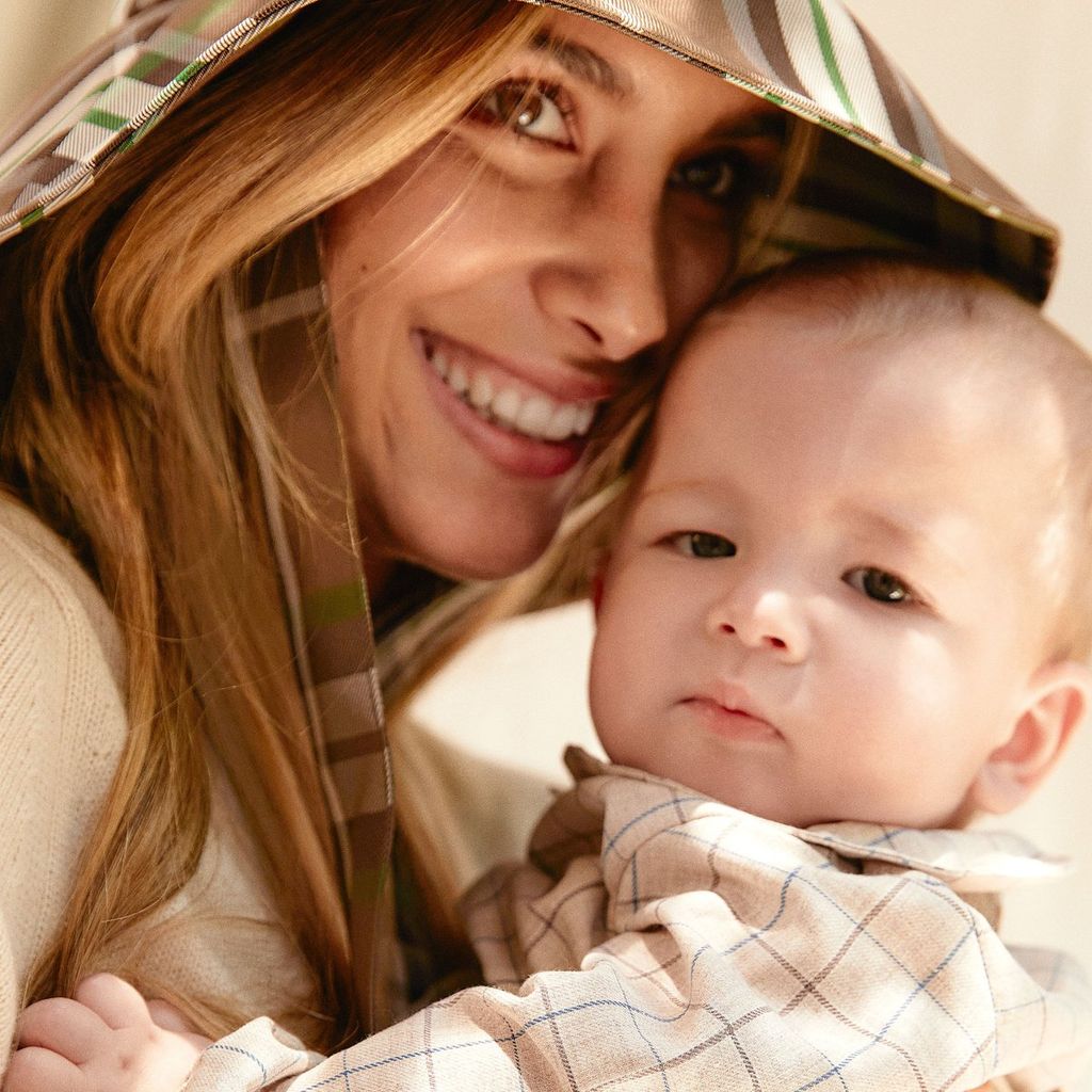 María Pombo y su hijo Martín HOLA NIÑOS