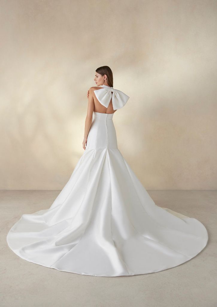 pronovias 12a