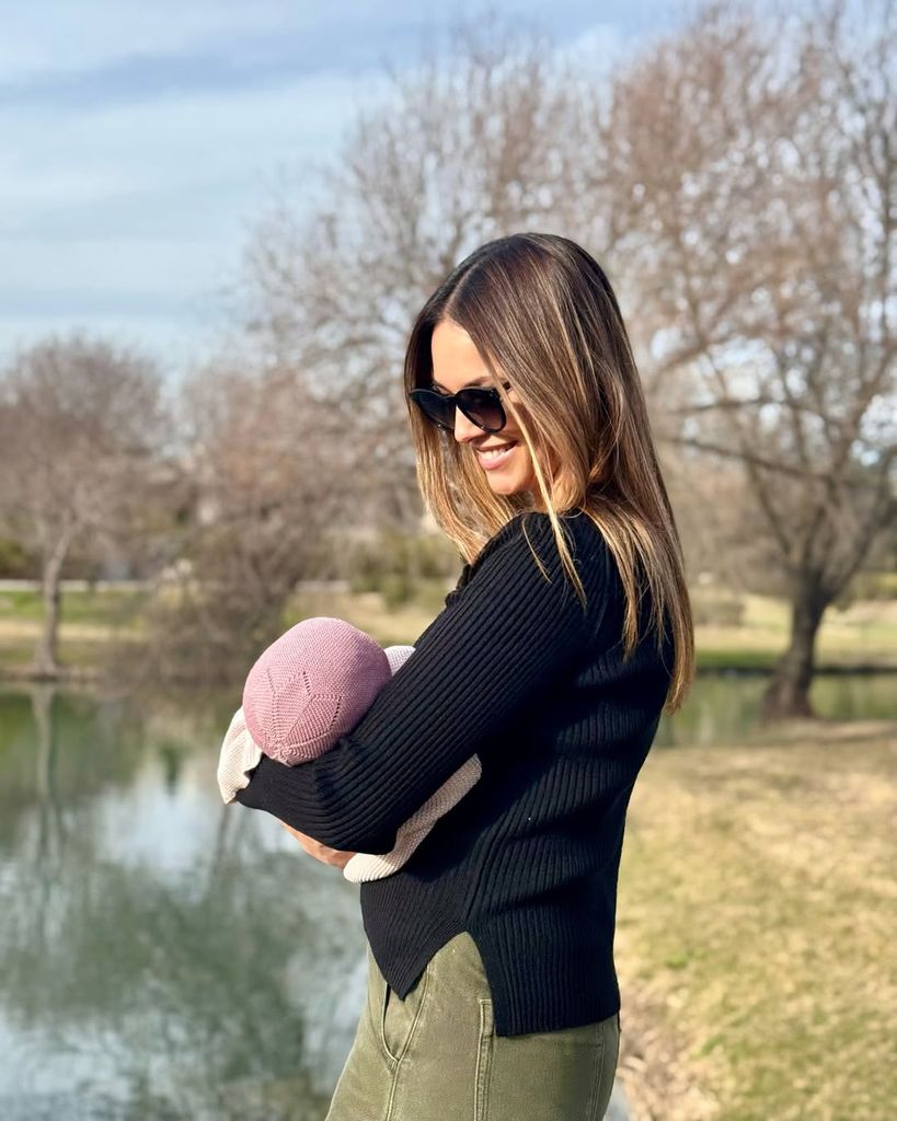 Helen Lindes con su hija Anaís