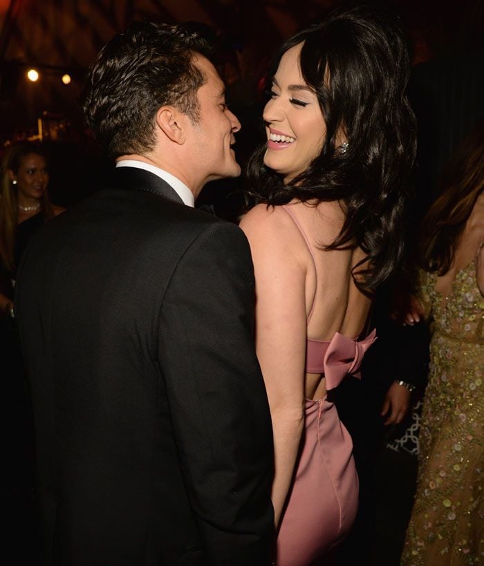 Katy Perry y Orlando Bloom muy acaramelados durante la fiesta posterior a los Globo de Oro
