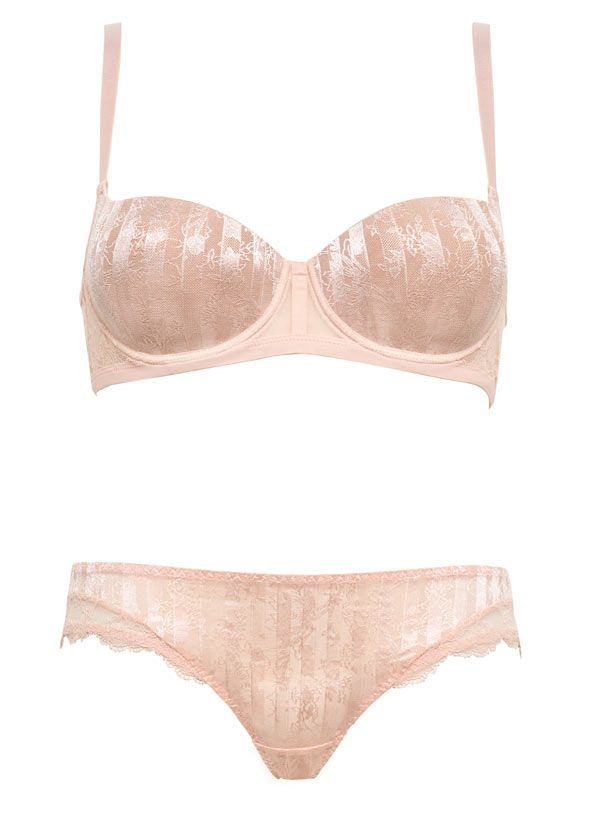 conjunto nude