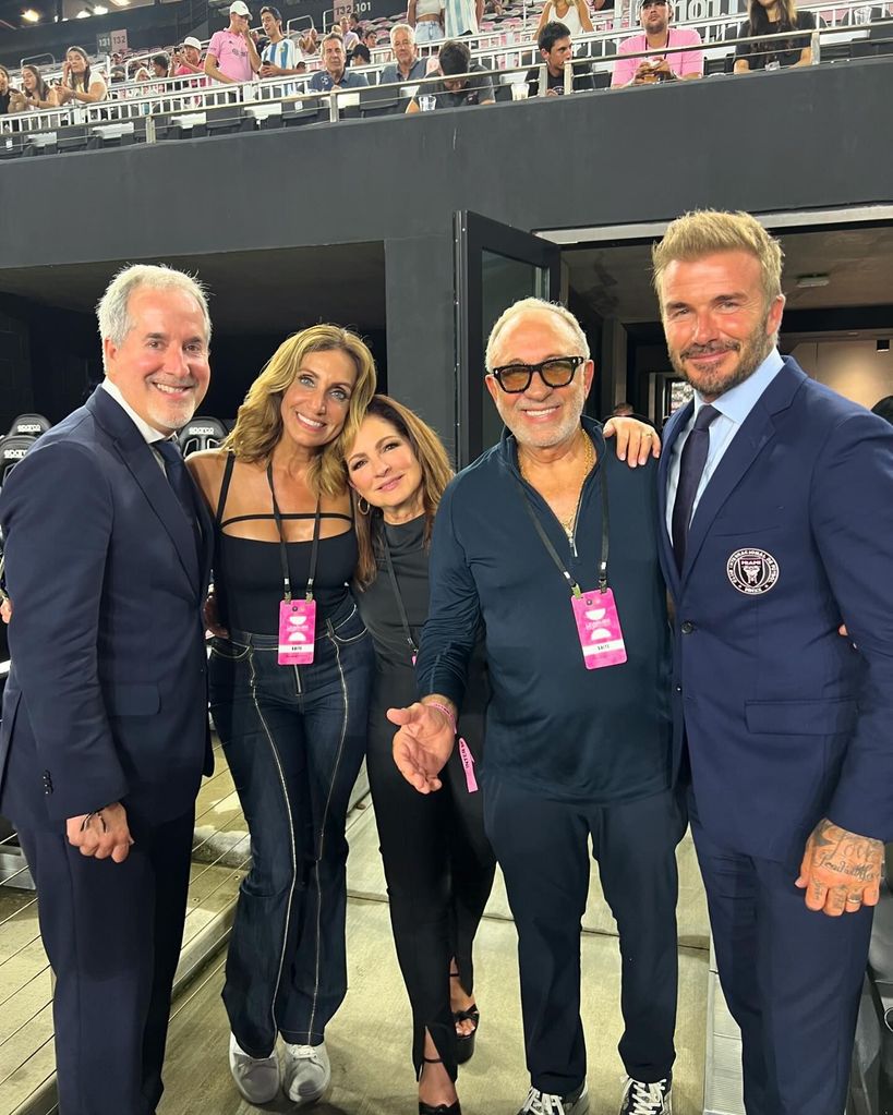 Jorge Mas, Lili Estefan, Gloria Estefan. Emilio Estefan y David Beckham.