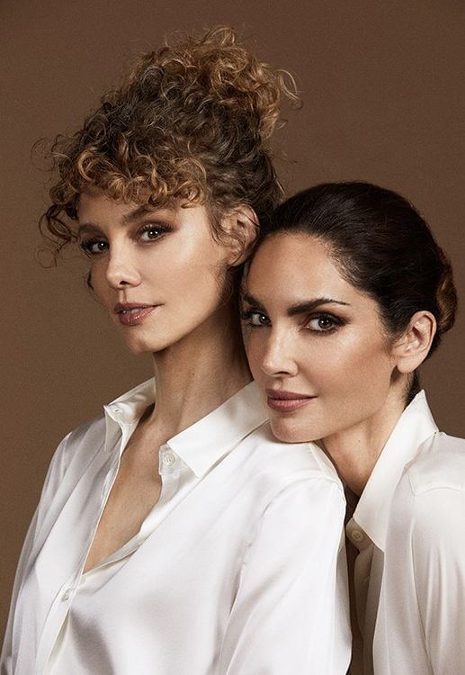 Eugenia Silva y Esther Acebo coinciden en su base de maquillaje favorita