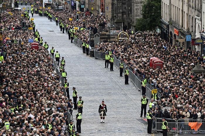 Cortejo fúnebre de Isabel II