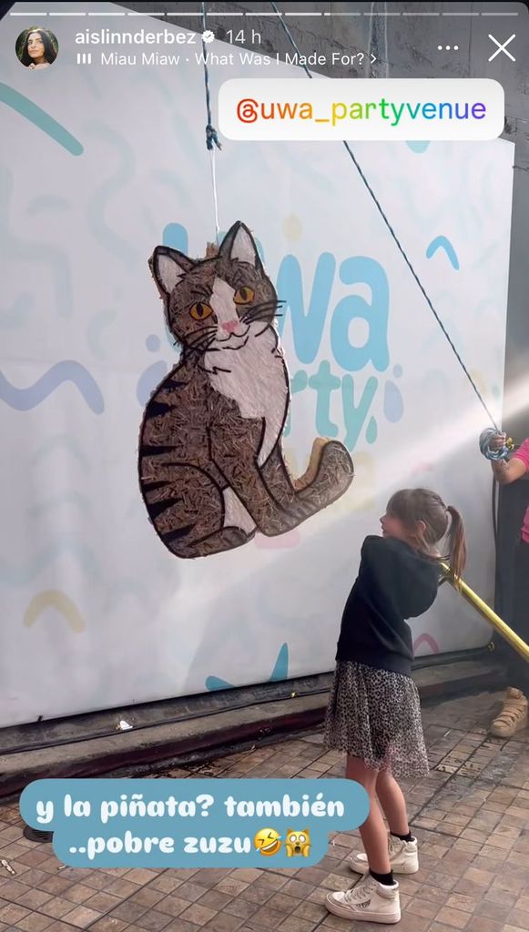 Como era de esperarse, la piñata también estuvo inspirada en un gato