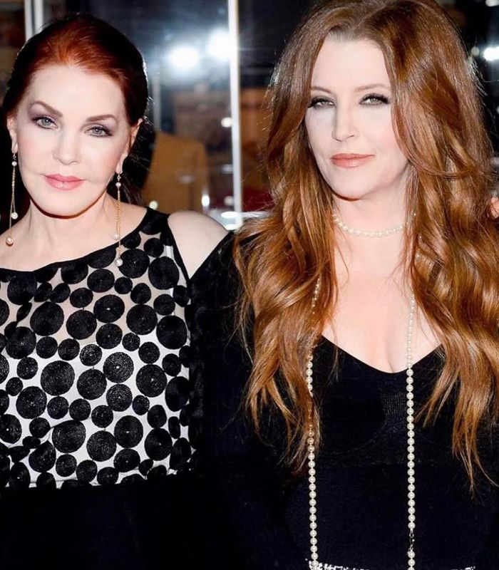 Priscilla Presley y su hija Lisa Marie Presley 