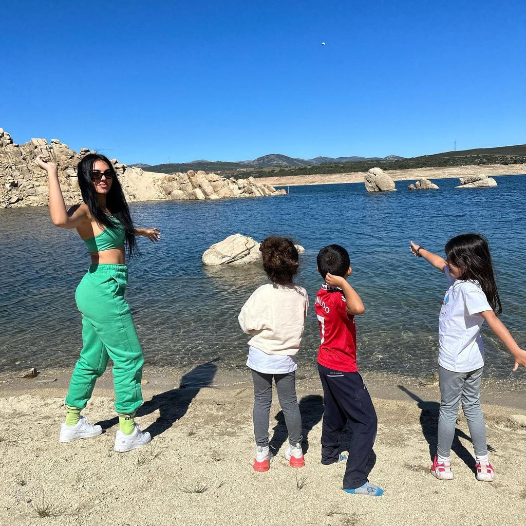 Georgina Rodríguez y sus hijos