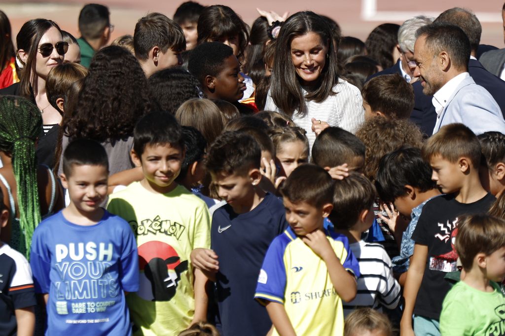 La reina Letizia durante la apertura del curso escolar 2024/2025 en  Azuqueca de Henares (Guadalajara) 11 de septiembre de 2024