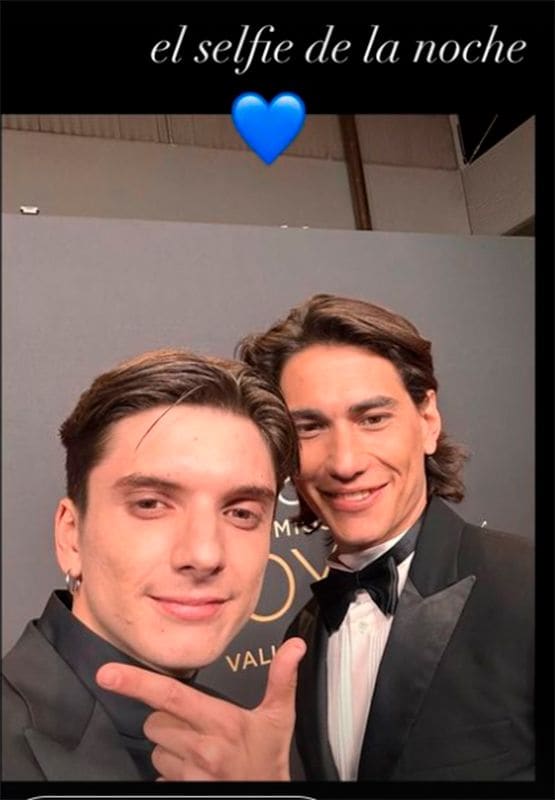 Matías Recalt y Enzo Vogrincic, protagonistas del otro 'selfie' viral de los premios Goya 