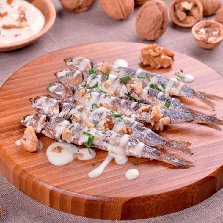 Sardinas con mayonesa de nueces