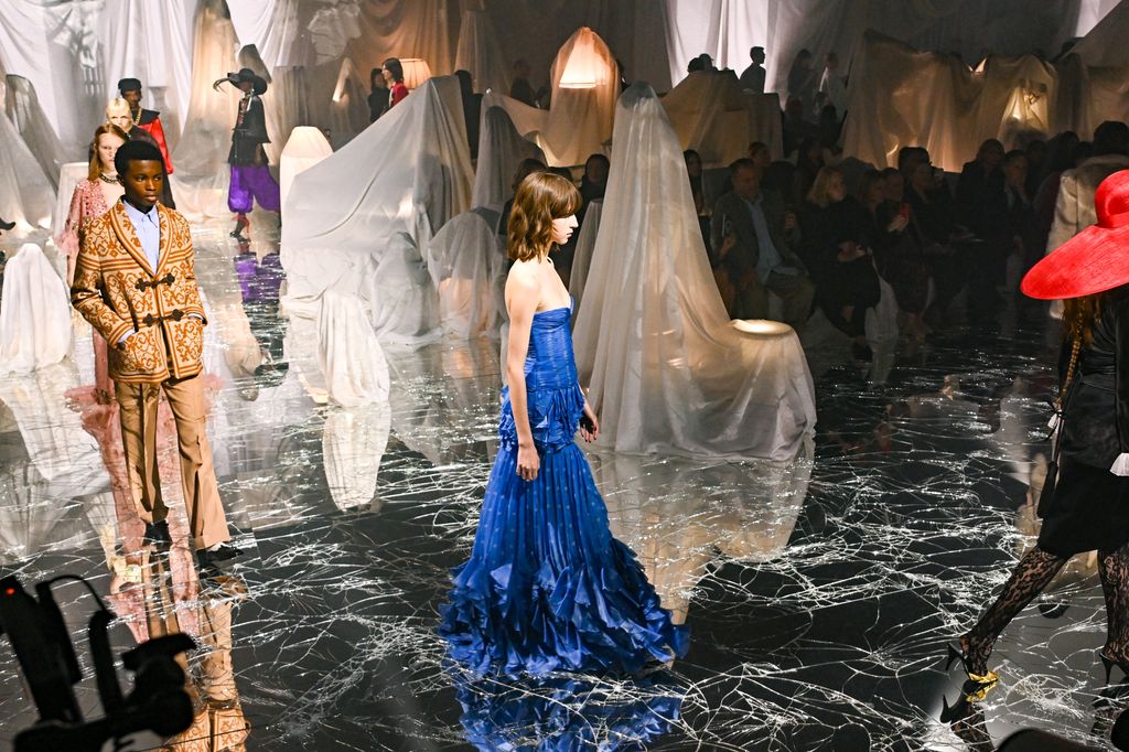 PARIS, FRANCE - SEPTEMBER 29: (EDITORIAL USE ONLY - For Non-Editorial use please seek approval from Fashion House) A model walks the runway during the Valentino Paris Womenswear Spring-Summer 2025 show as part of Paris Fashion Week on September 29, 2024 in Paris, France. (Photo by Stephane Cardinale - Corbis/Corbis via Getty Images)