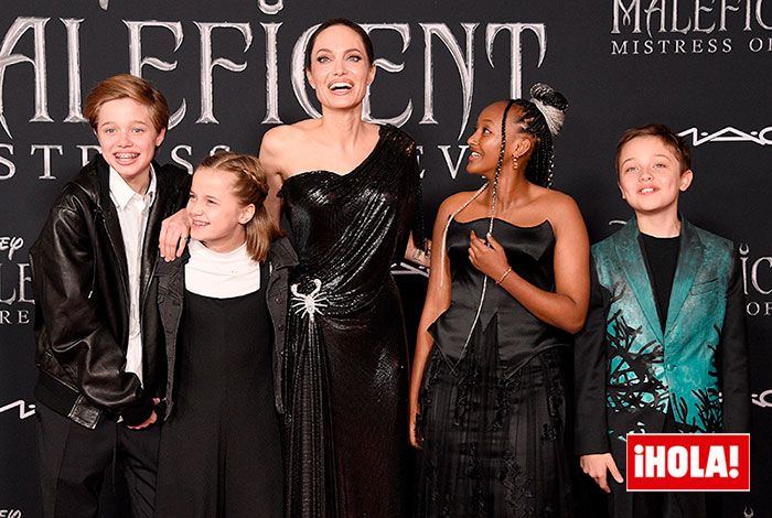 Angelina Jolie con sus hijos