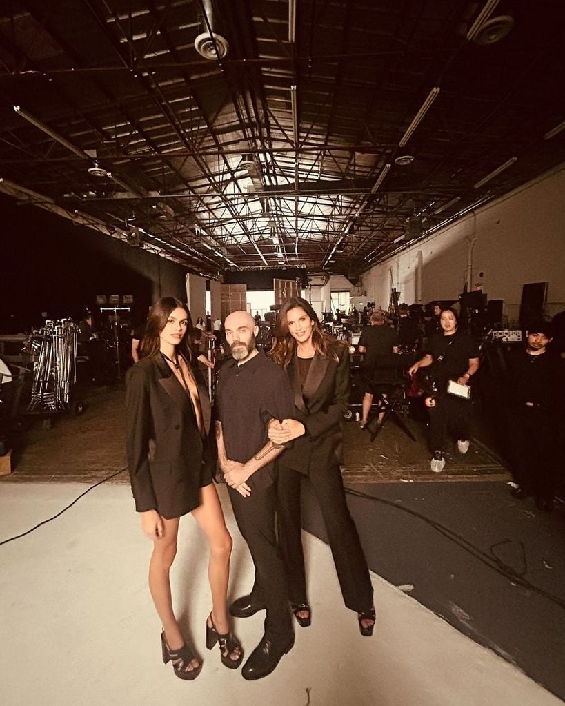 Kaia Gerber y Cindy Crawford posando para Zara