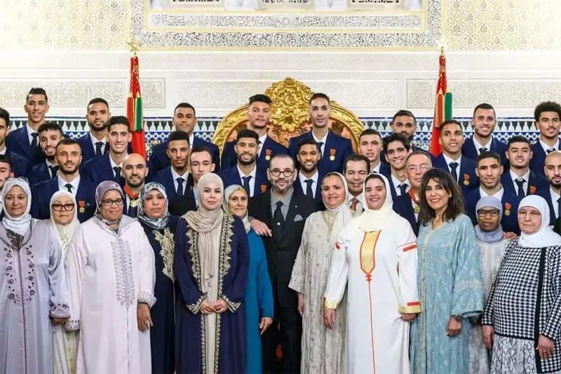  Mohamed VI con la selección nacional de fútbol